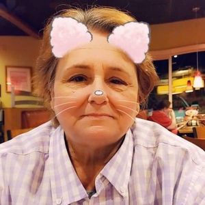 Meet your Posher, Linda